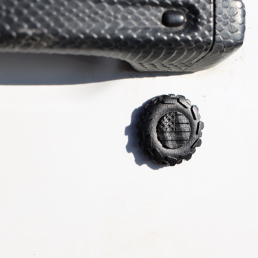 American Flag in Tire | Key Lock Cap